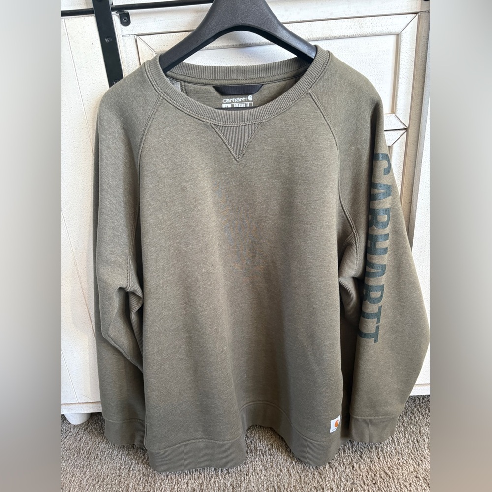 Carhartt Women’s Relax Fit Crewneck Sweater in Olive